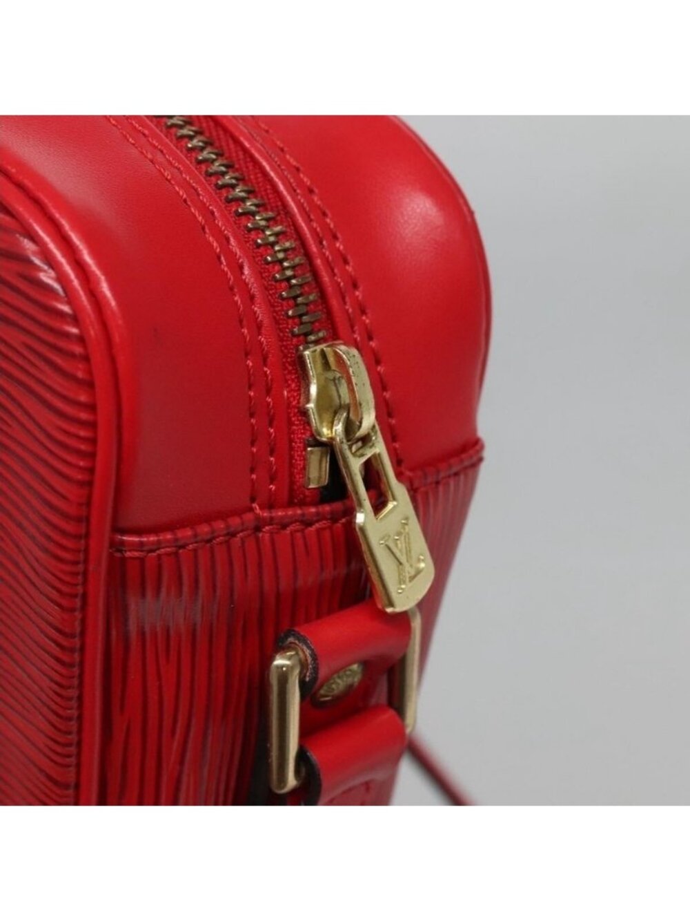 Authentic LOUIS VUITTON Epi Trocadero 23 Shoulder Bag Red M52307 LV - Picture 6 of 16